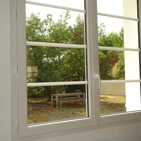 Semesterbostad Bernache, Maison Bord De