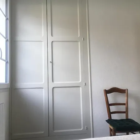 Bernache, Maison Bord De בית נופש *