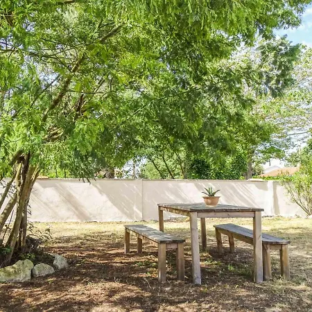 Bernache, Maison Bord De *